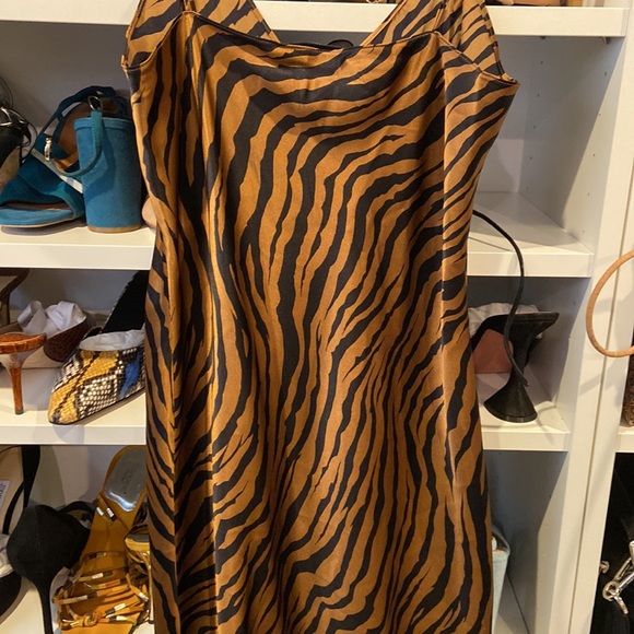 NWT Nili lotan bronze tiger cami dress small sold out! - Picture 5 of 5